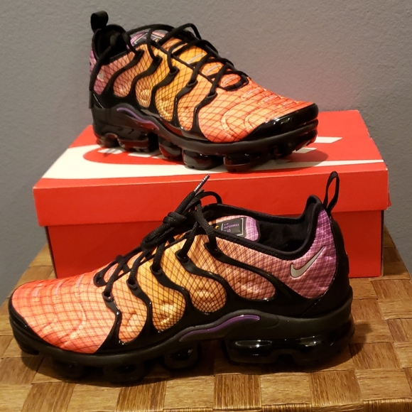 new vapormax plus